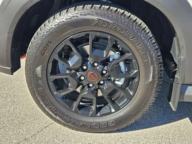 2026 Nissan Armada PRO-4X - Photo 4