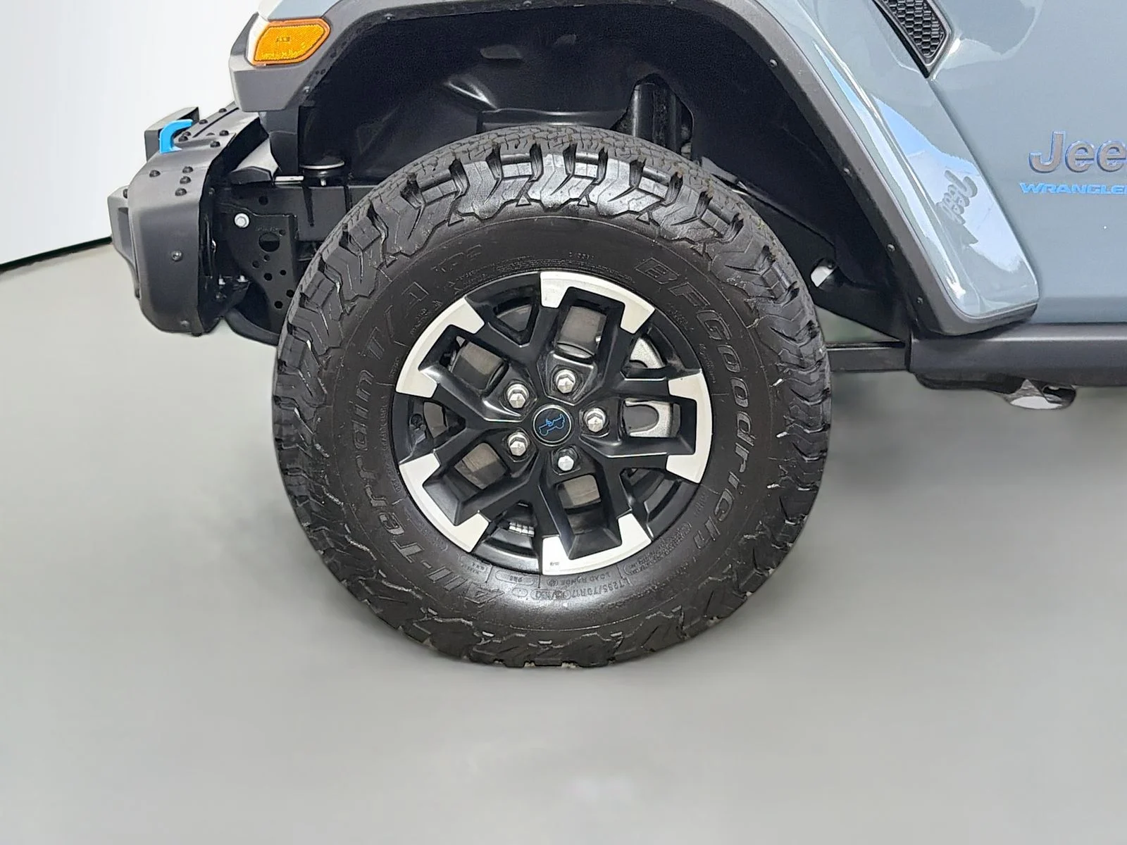 Used 2025 Anvil Clear Coat Jeep Rubicon 4xe image 34