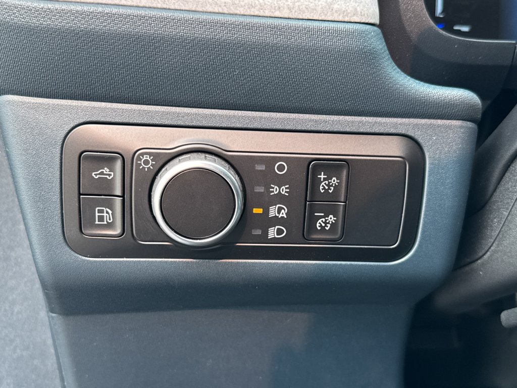 New 2026 Carbonized Gray Metallic Ford XLT image 24