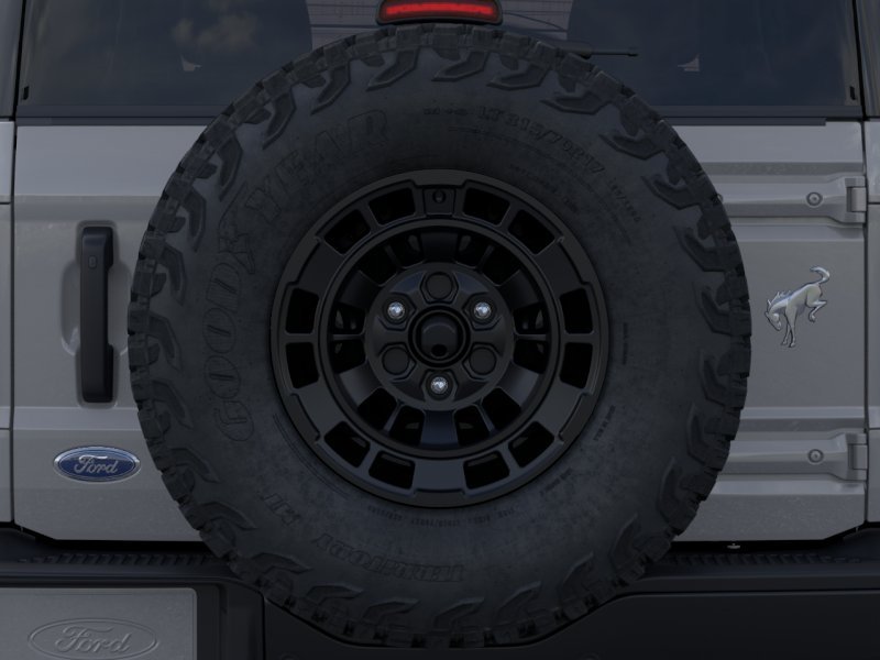 New 2026 Avalanche Gray Ford Badlands® image 24