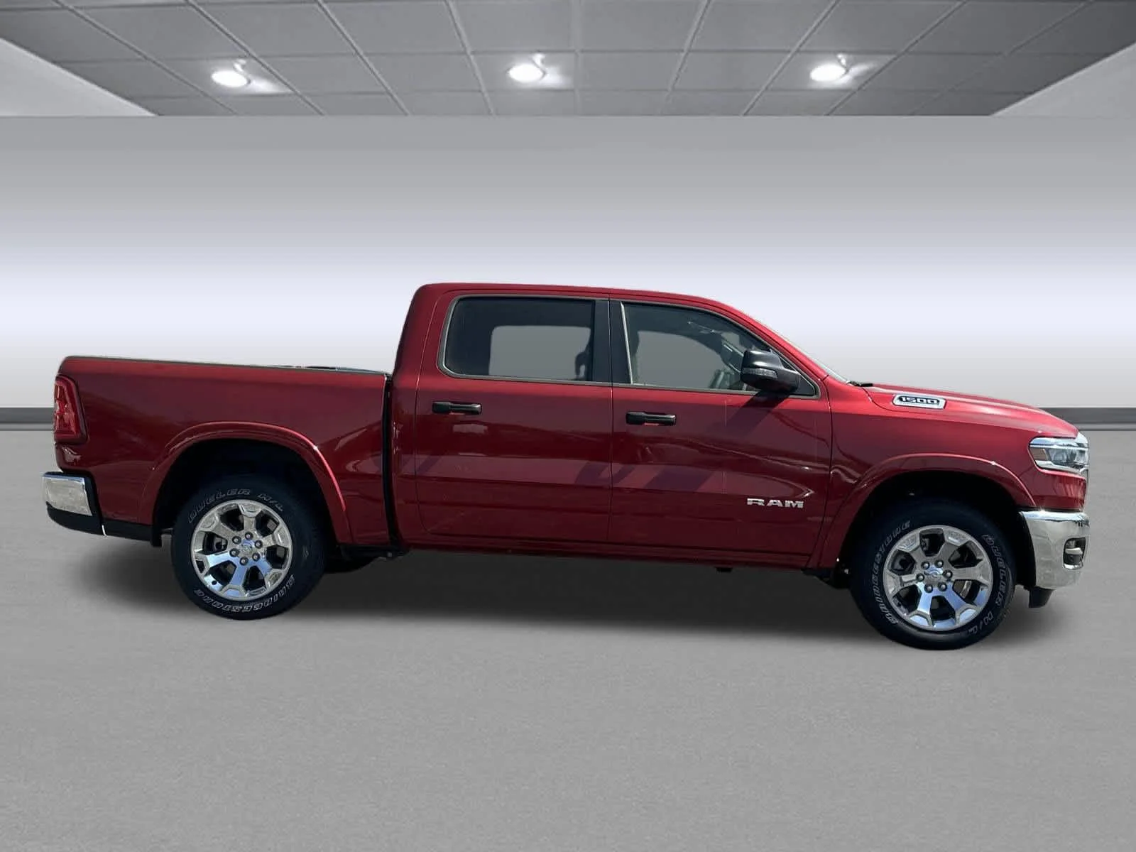 New 2026 Molten Red Pearl-Coat Exterior Paint RAM Big Horn image 6