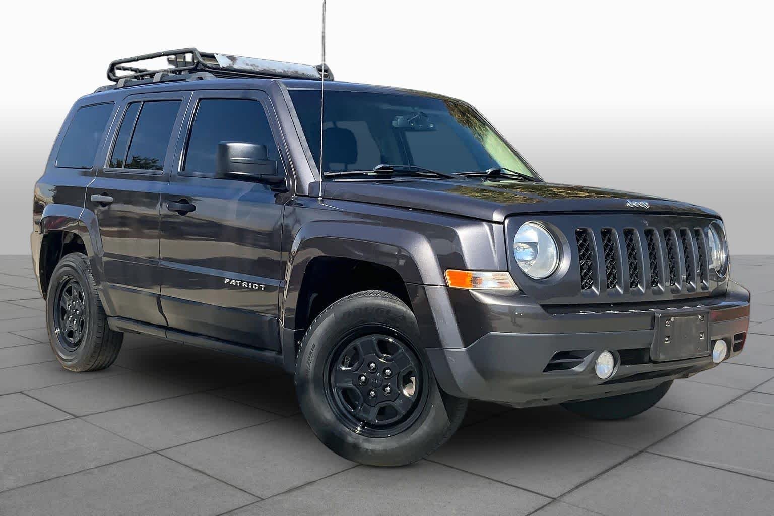 Pre-Owned 2017 Jeep Patriot Sport