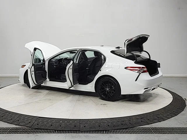Used 2020 White Toyota SE Nightshade image 13