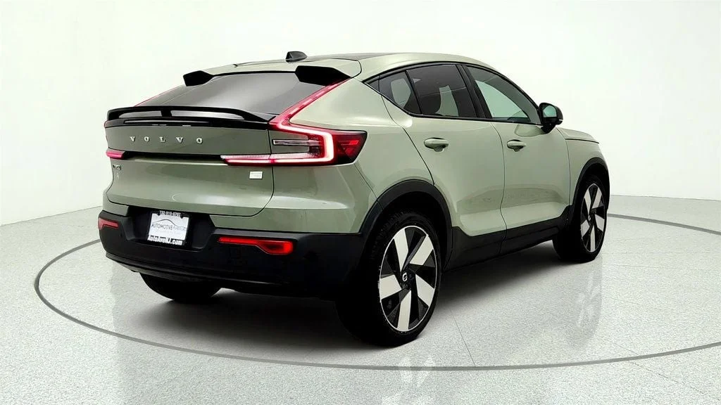 Used 2023 Sage Green Metallic Volvo Twin eAWD Ultimate with Pixel LED Headlights image 5