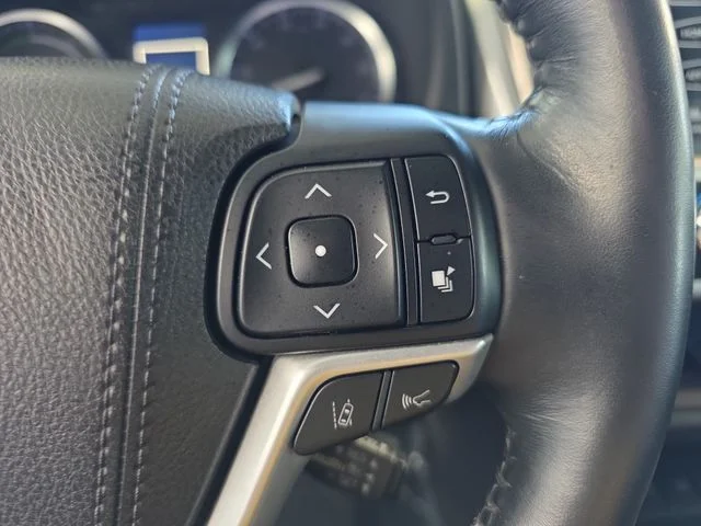 Used 2018 Shoreline Mist Toyota Limited Platinum image 20