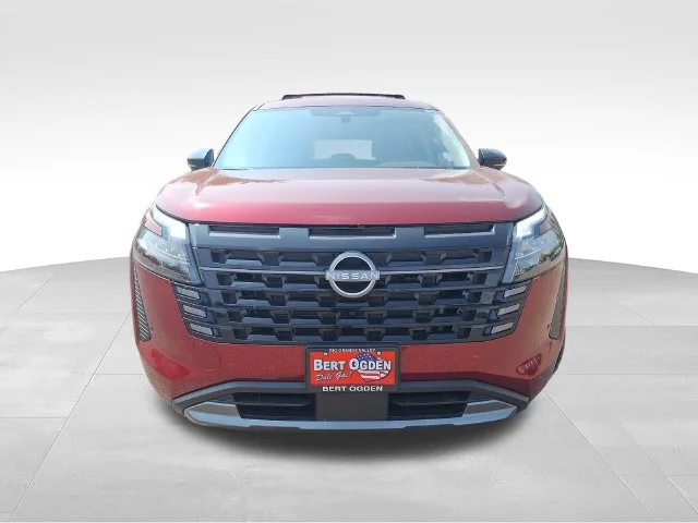 New 2026 Scarlet Ember Tintcoat Nissan SL image 2