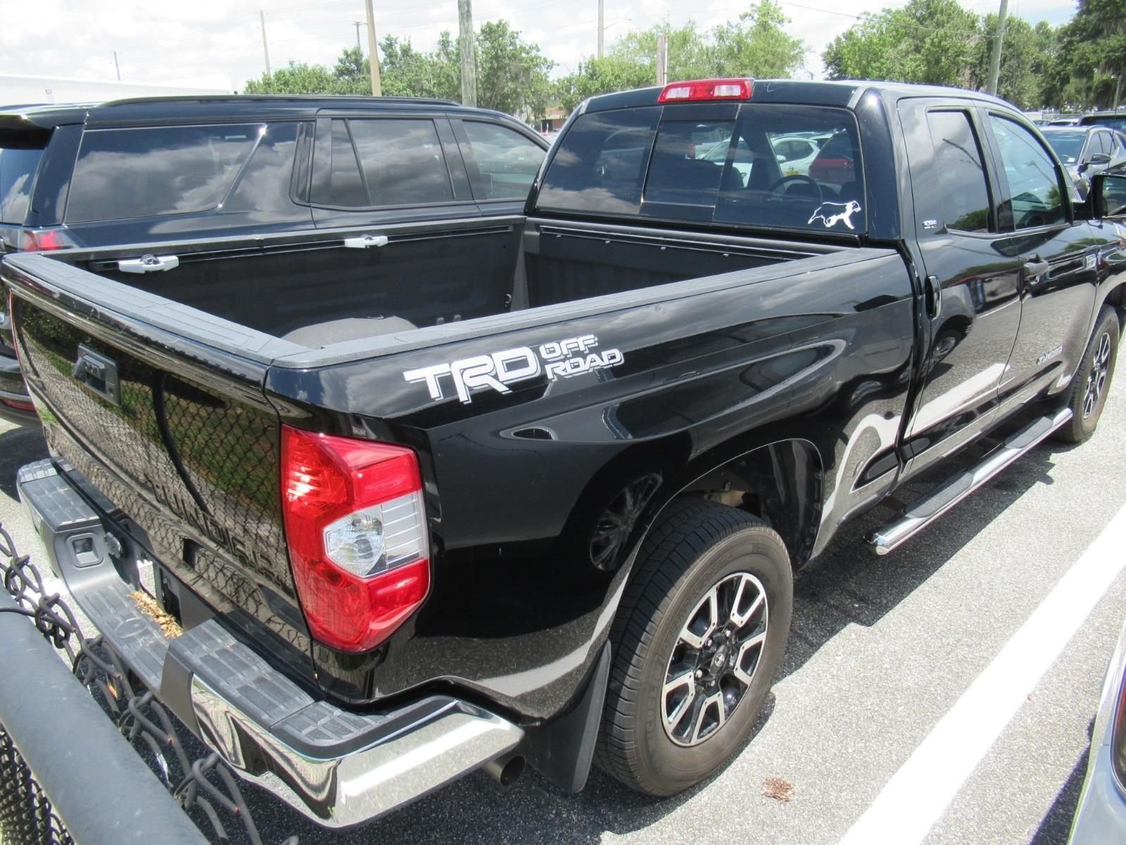 Used 2015 Black Toyota SR5 image 3