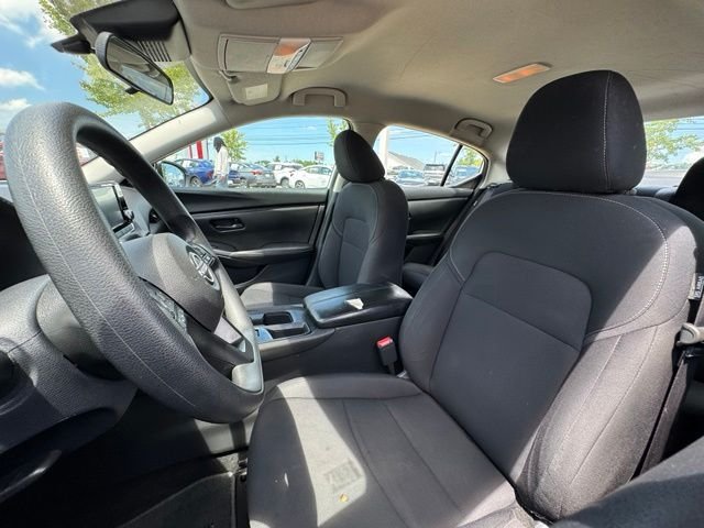 Used 2024 White Nissan S image 14