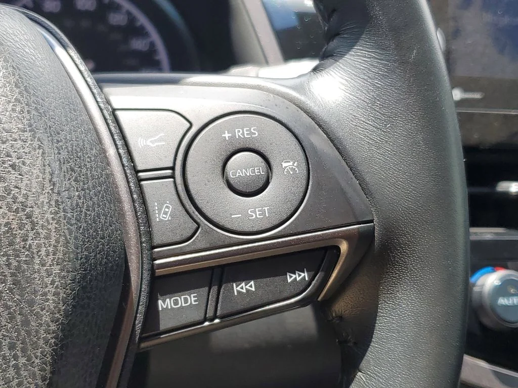 Used 2022 Gray Toyota SE image 25