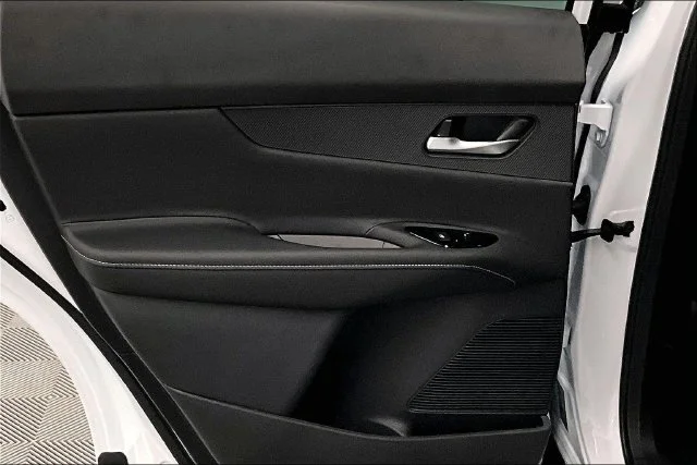 New 2027 Everest White Nissan Dark Armor image 35