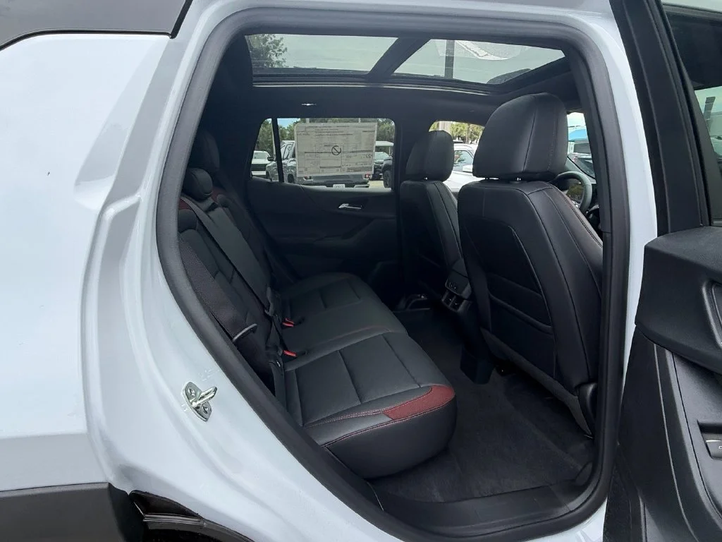 New 2027 Polar White Tricoat Chevrolet RS image 14