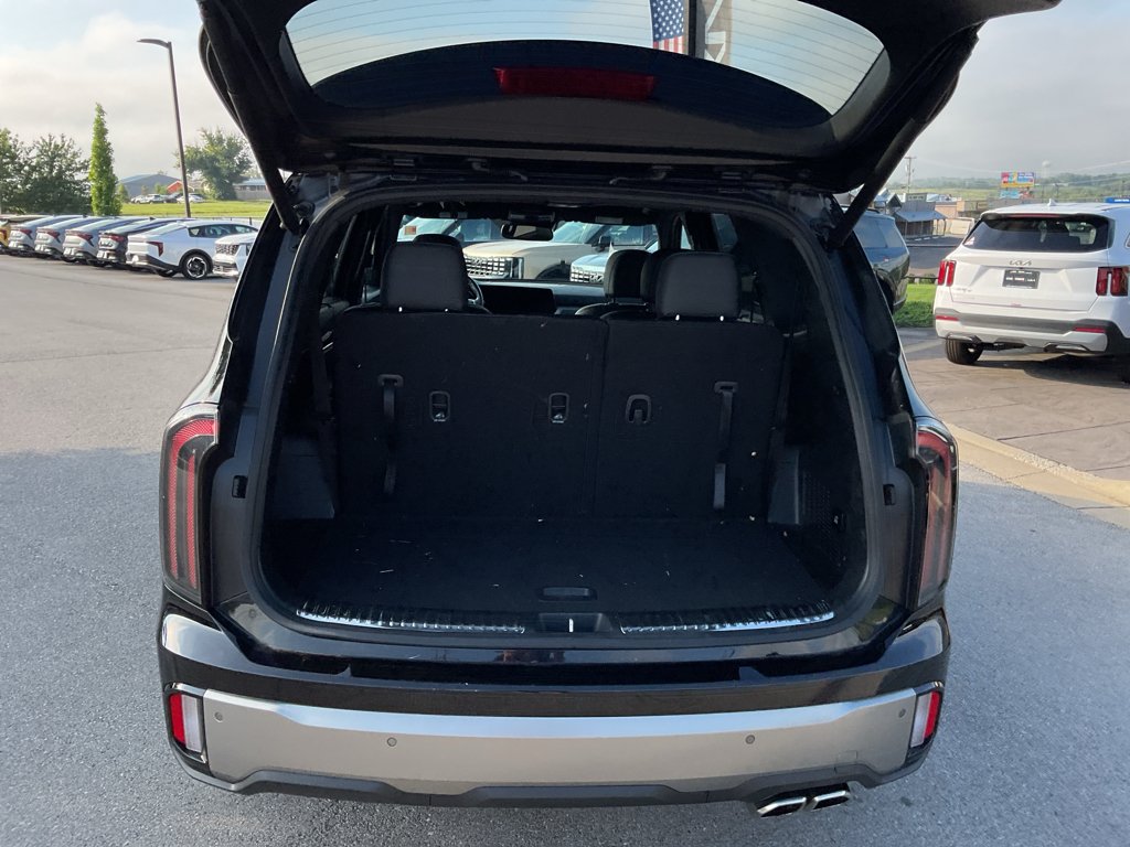 Certified Used 2023 Ebony Black Kia SX X-Pro image 16
