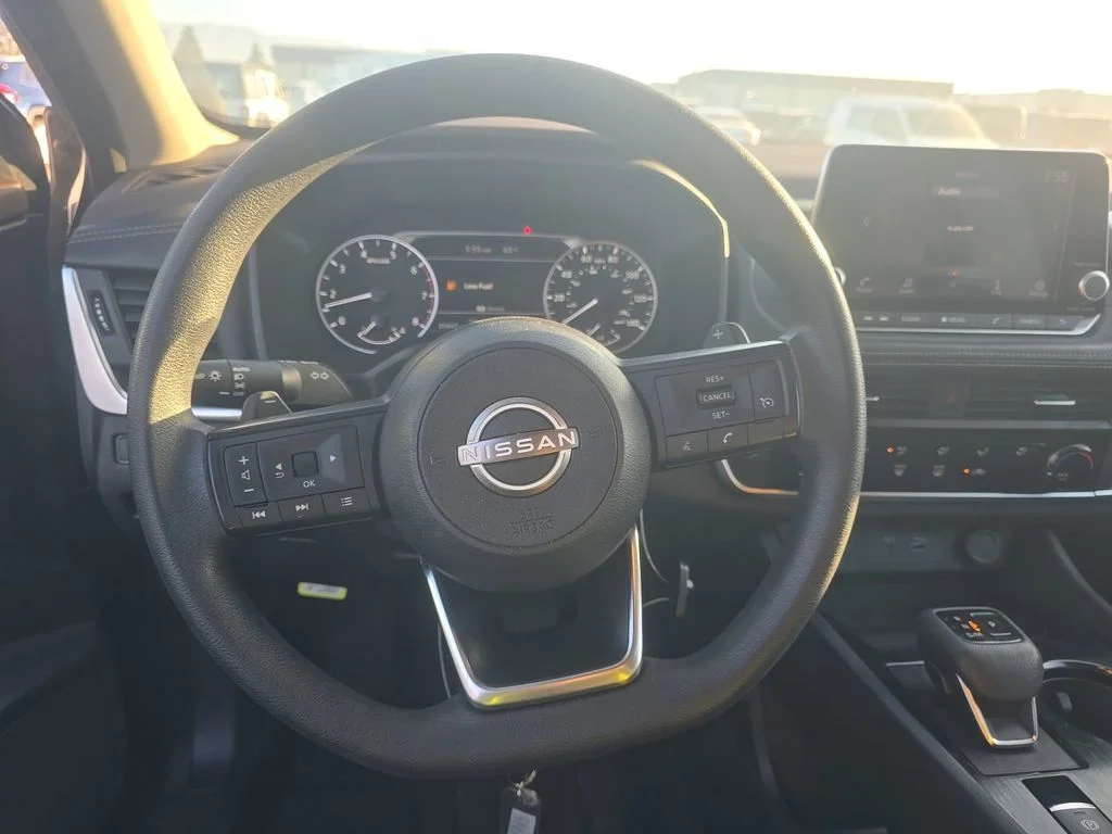 Used 2023 Gray Nissan S image 14