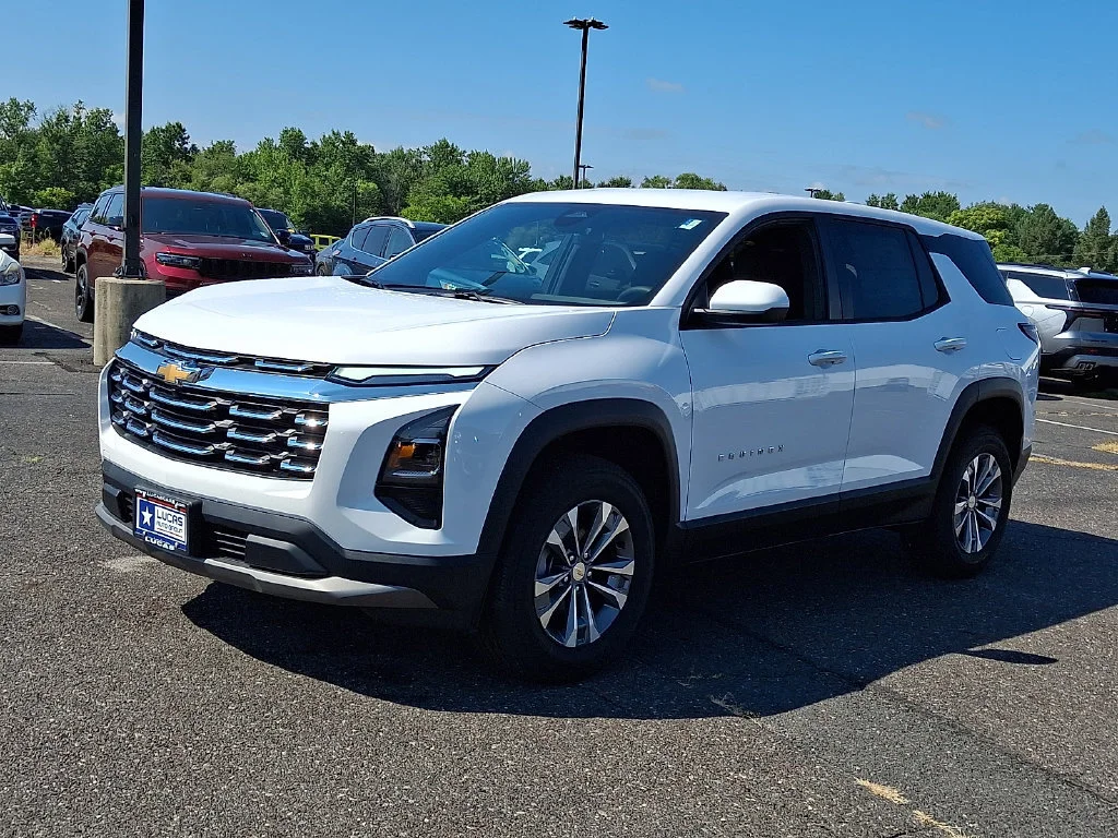 New 2026 Summit White Chevrolet LT image 4