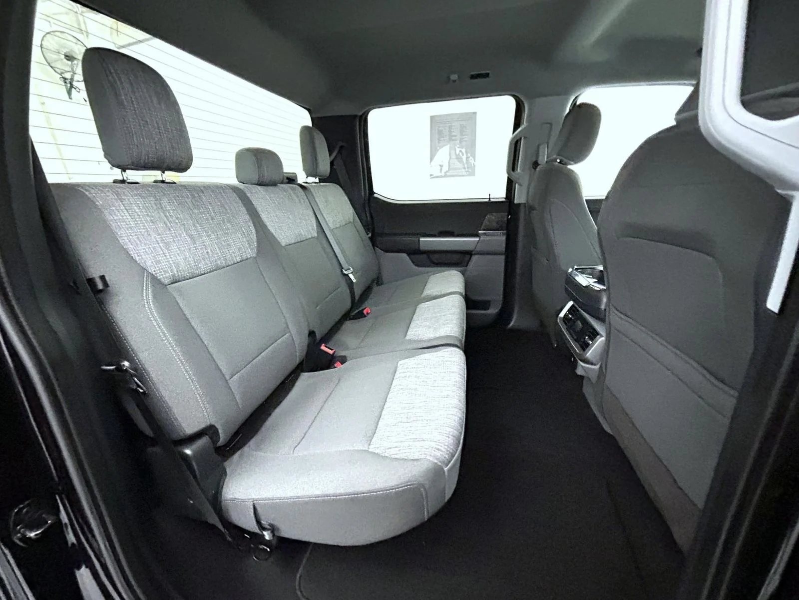 Used 2023 Black Ford XLT image 18