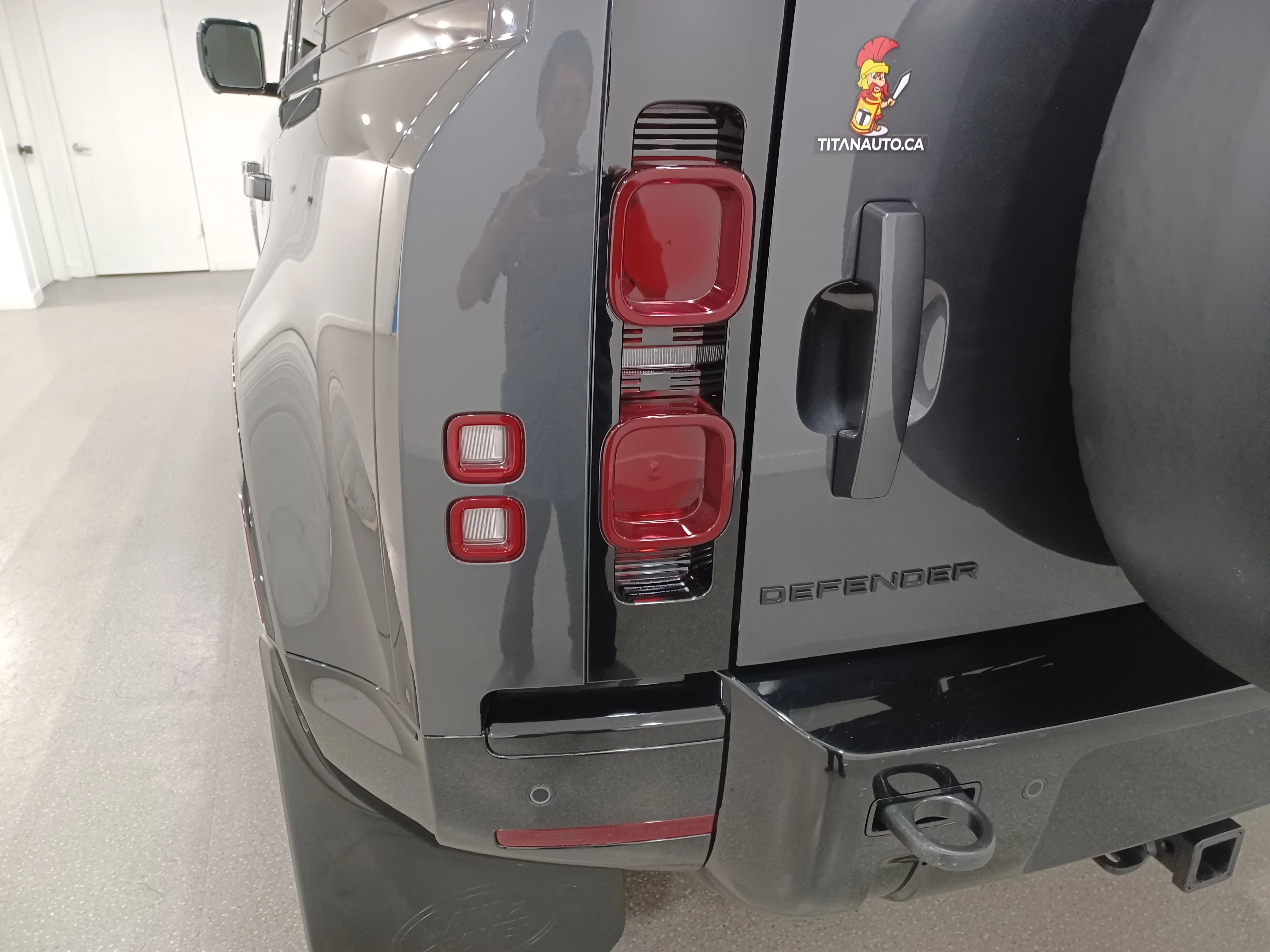 Certified Used 2024 Gray Land Rover X-Dynamic SE image 22