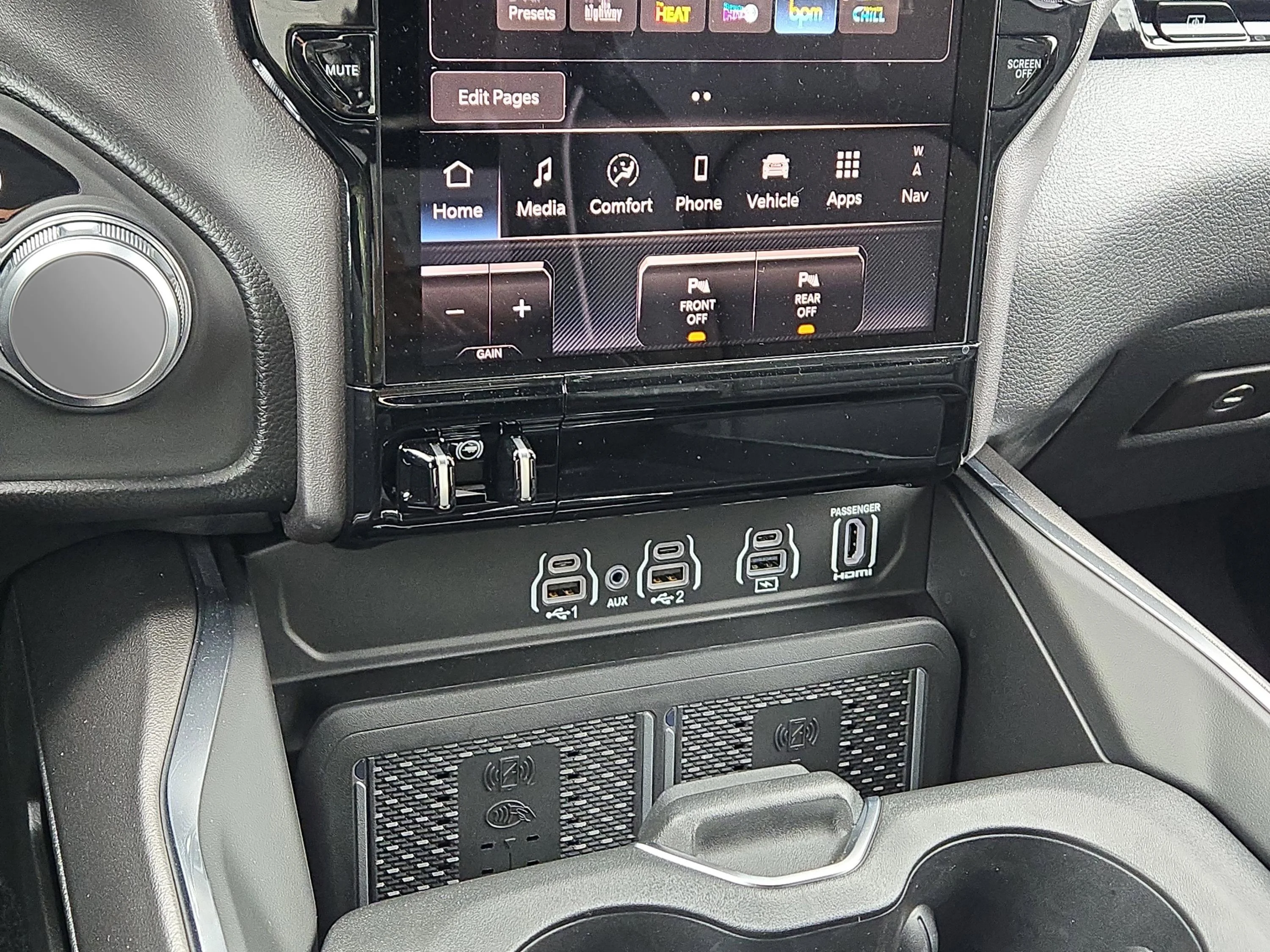 2026 RAM 1500 Laramie - Photo 30