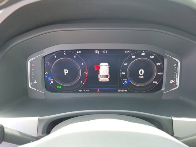 2022 Volkswagen Atlas SE w/Tech - Photo 25