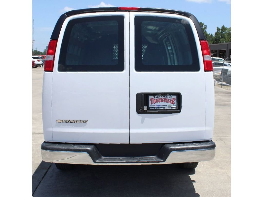 2023 Chevrolet Express Cargo Work Van - Photo 11