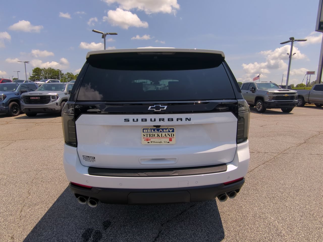 New 2026 Summit White Chevrolet Z71 image 5