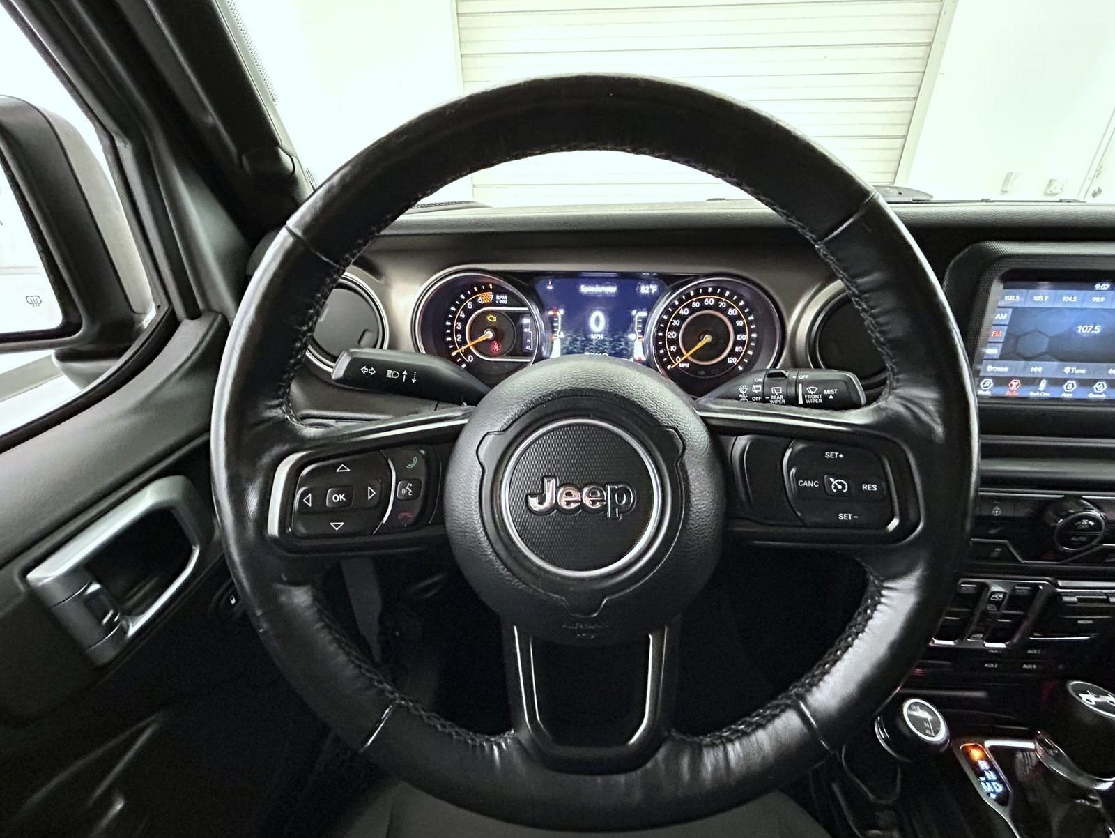 Used 2019 Silver Jeep Unlimited Sport S image 11