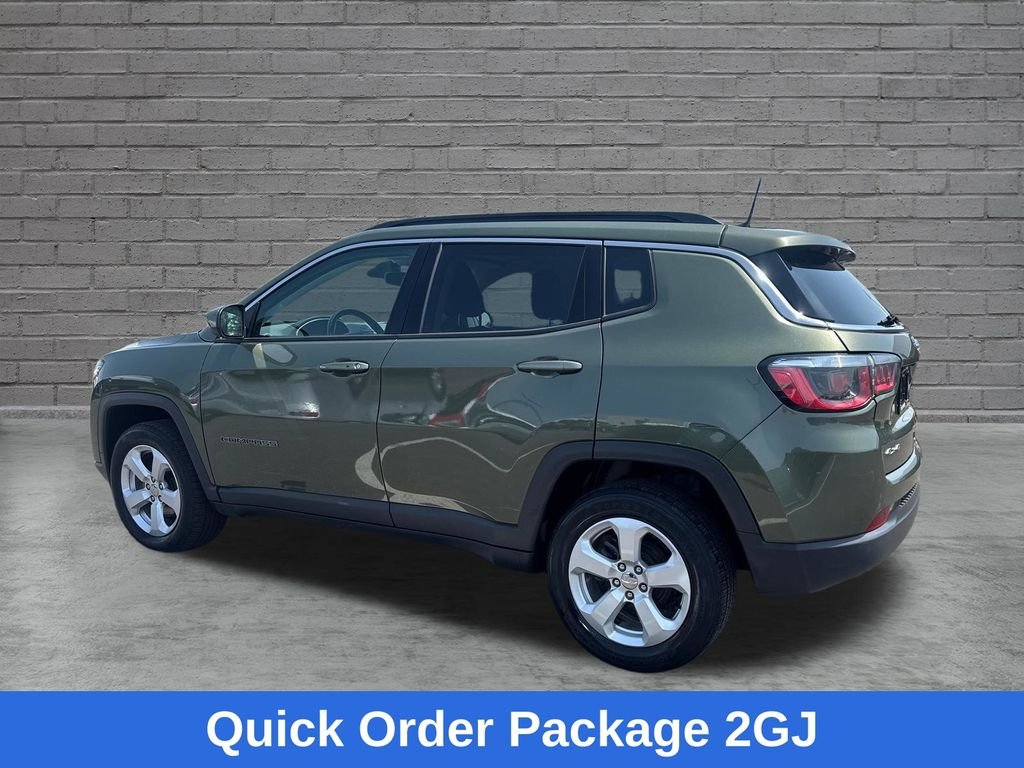 Used 2020 Green Jeep Latitude image 4