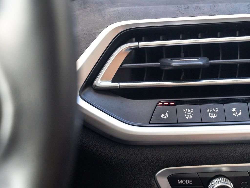Used 2022 Brown BMW xDrive40i image 32