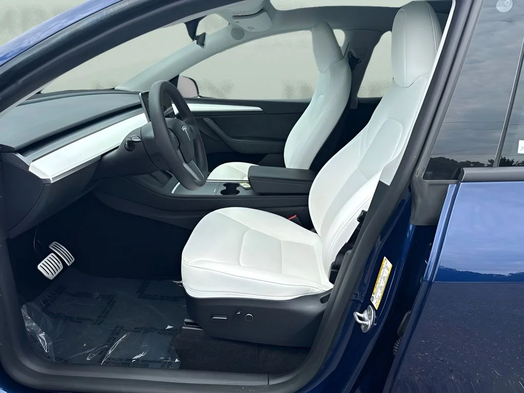 Used 2023 Blue Tesla Performance image 5