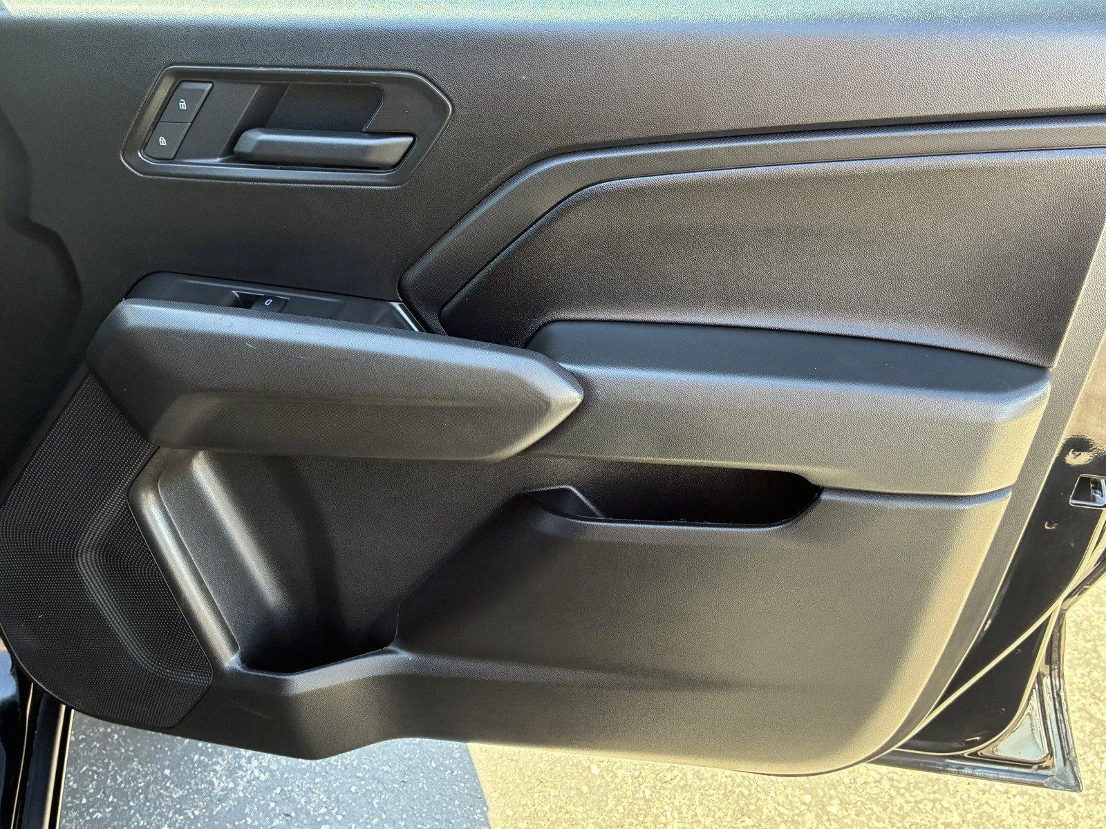 Used 2025 Black Chevrolet Trail Boss image 9