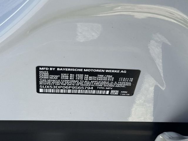 Used 2023 White BMW xDrive30i image 16
