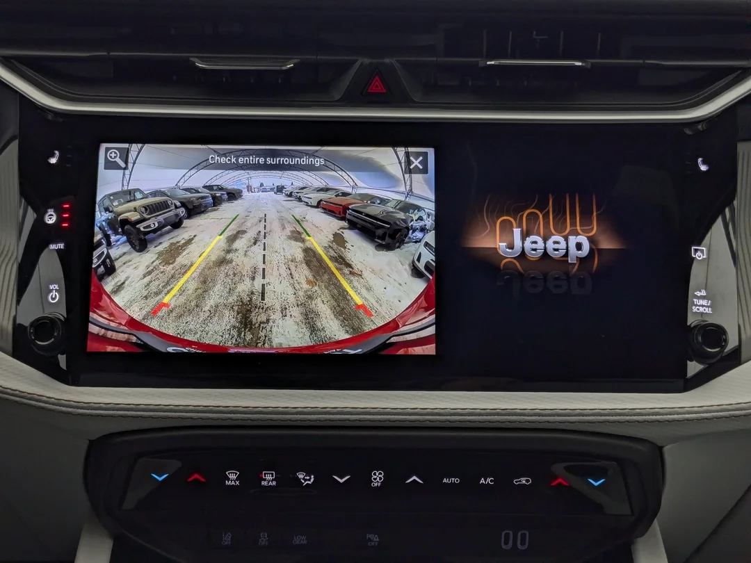 New 2026 Red Jeep Limited - - 4x4 - Tech Group - Panoramic Sunroof - Trailer Tow - Remote Start & More! image 23