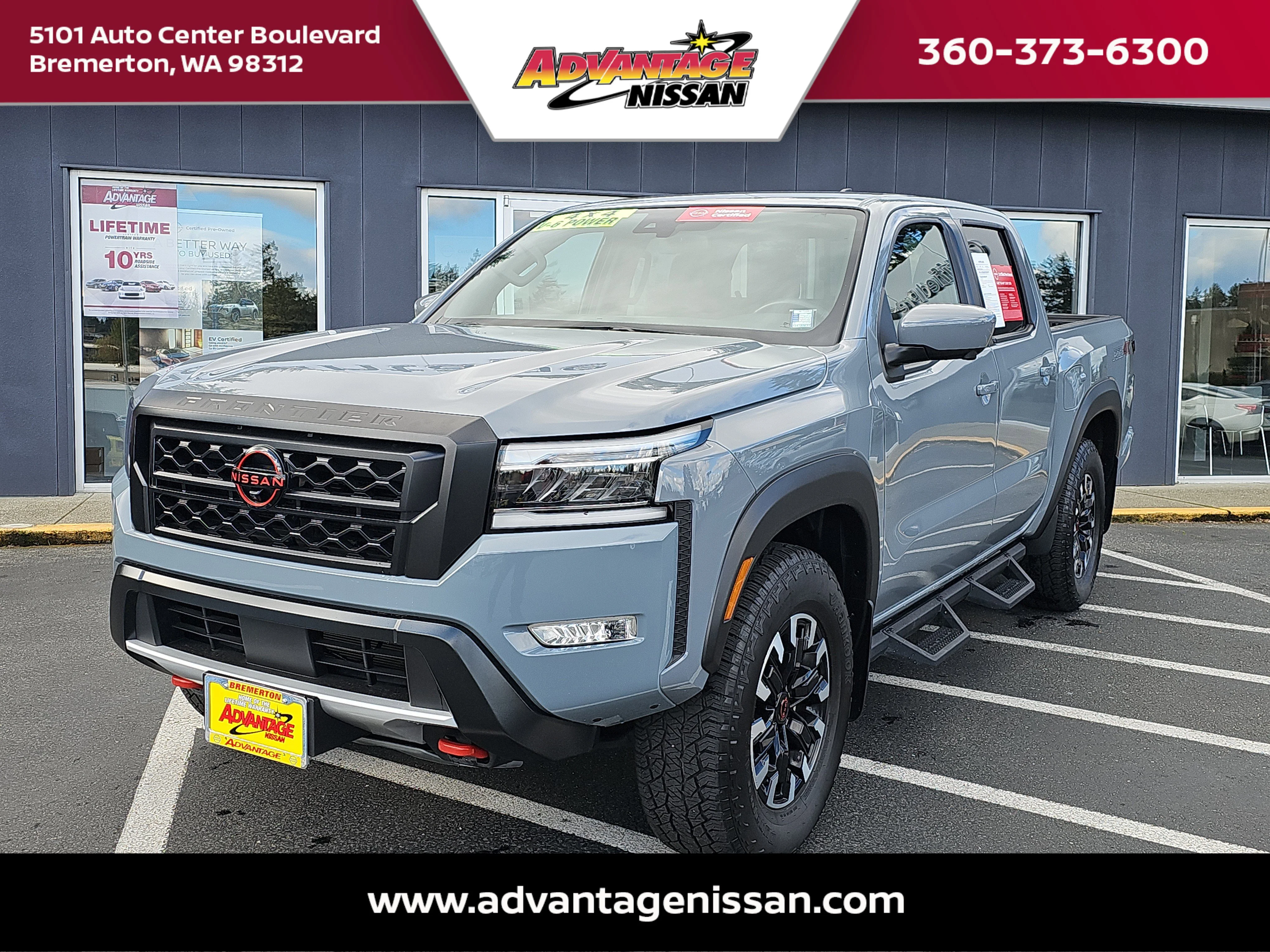 2023 Nissan Frontier PRO-4X Crew Cab 4X4's photo