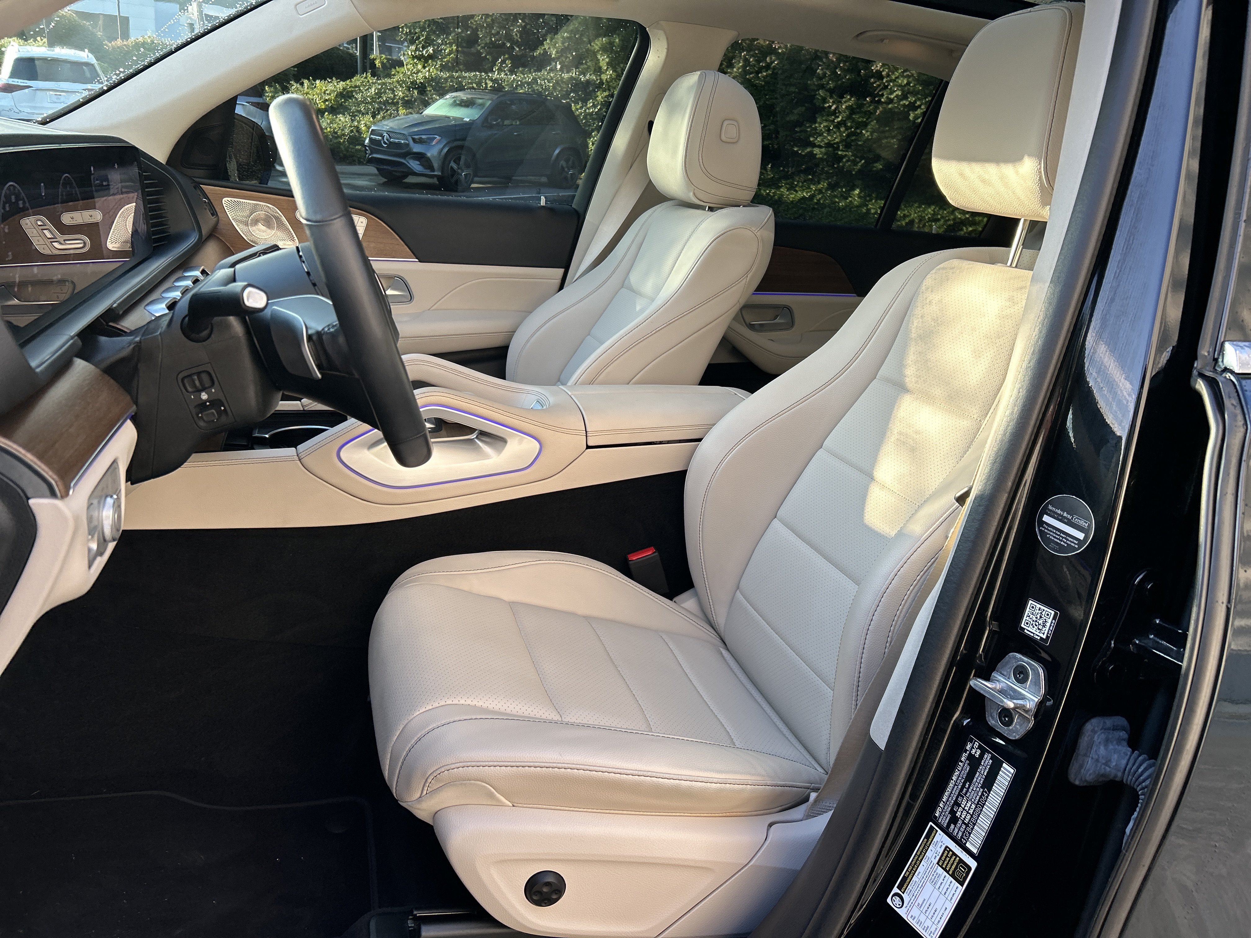 Certified Used 2024 Black Mercedes-Benz GLE 350 4MATIC® SUV image 21