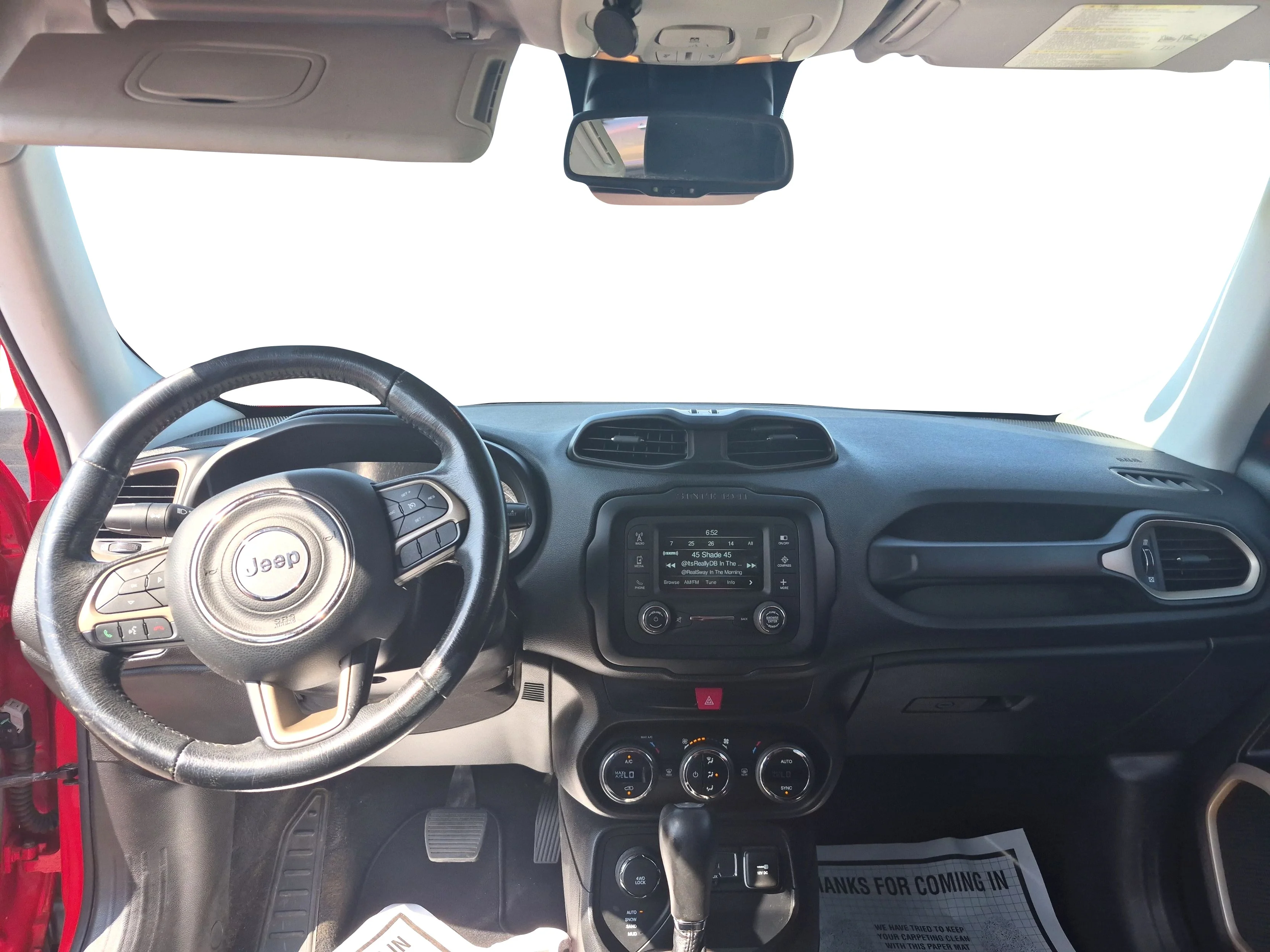 Used 2016 RED Jeep Latitude image 13