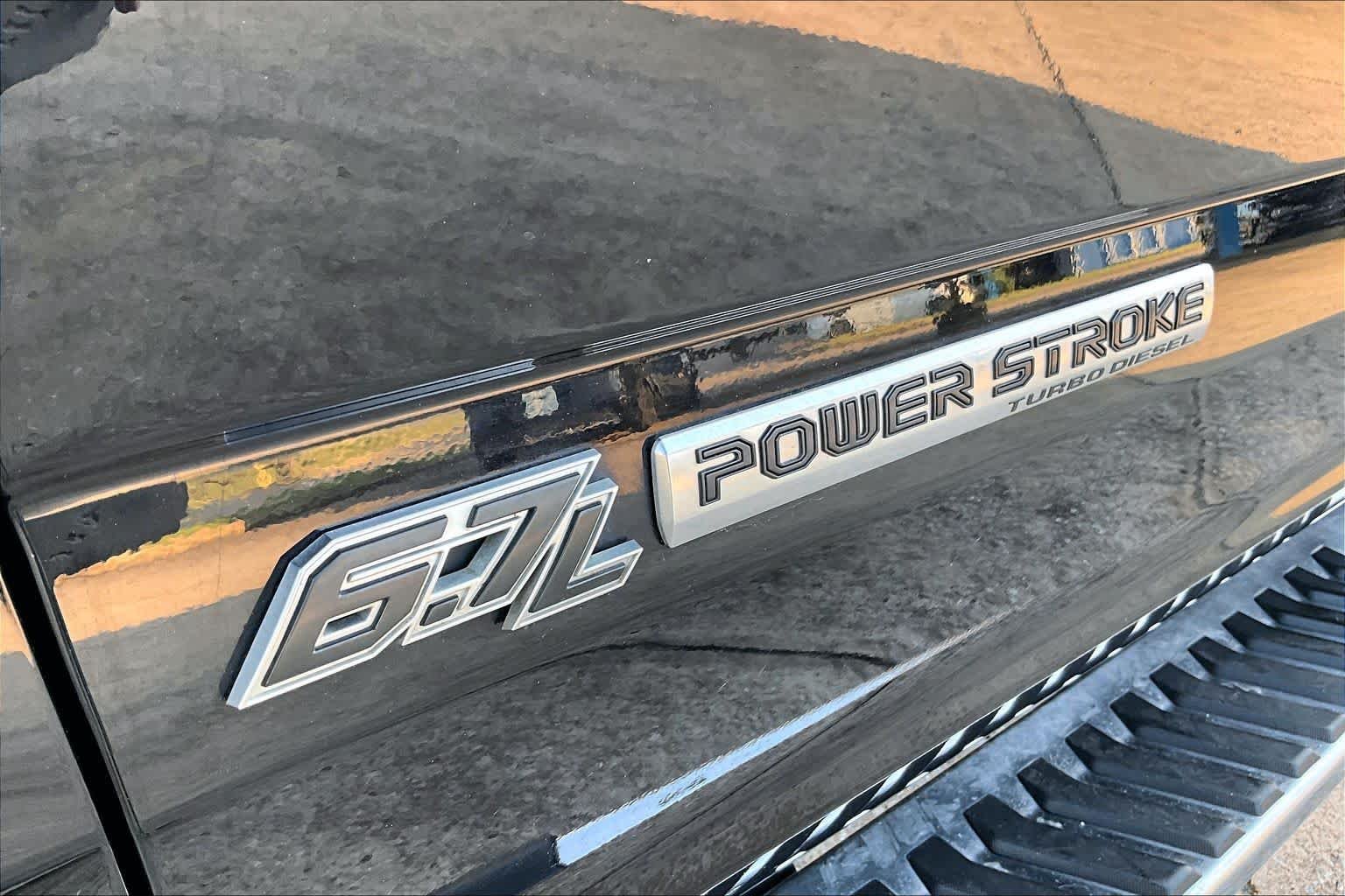 Used 2019 Agate Black Ford LARIAT image 10