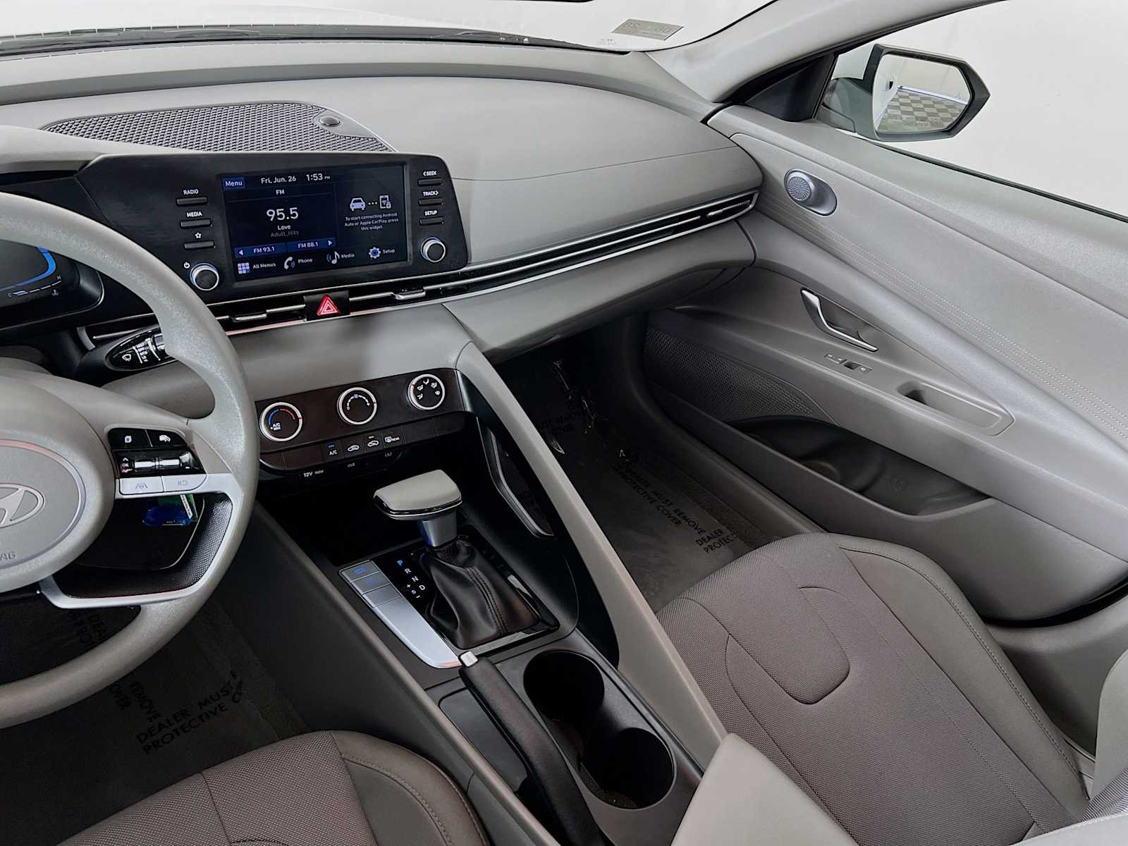 Used 2025 Serenity White Hyundai SE image 23