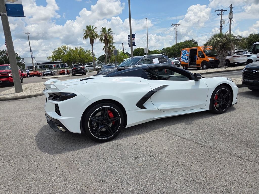 Used 2024 White Chevrolet Stingray image 12
