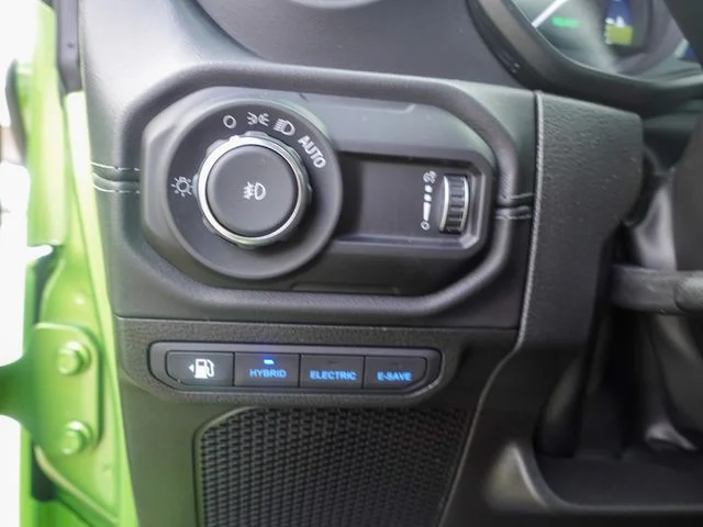 Used 2025 Green Jeep Sahara 4xe image 21