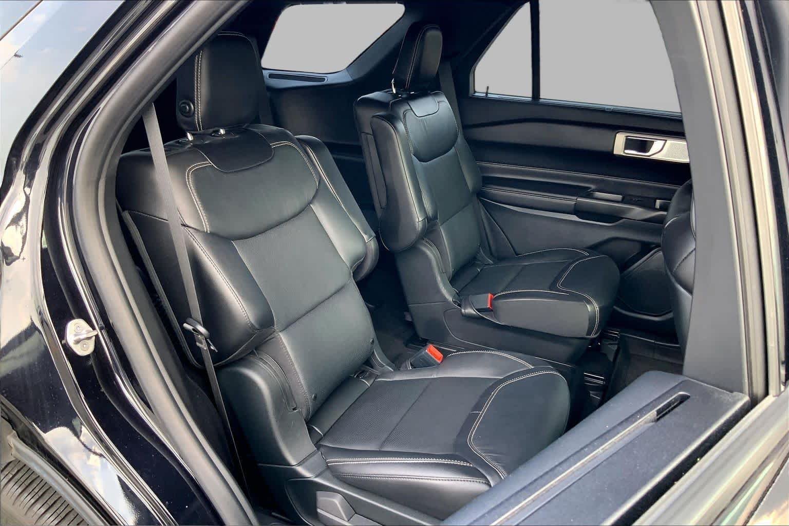 Used 2020 Agate Black Metallic Ford ST image 37