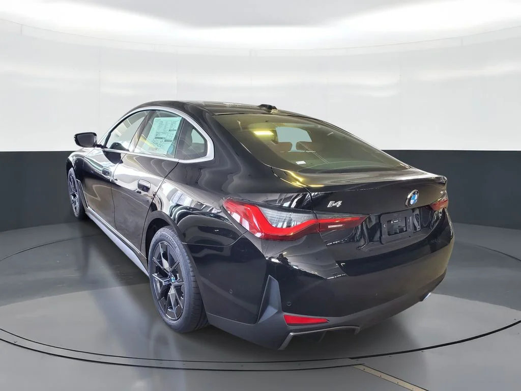 New 2026 Jet Black BMW eDrive40 image 4