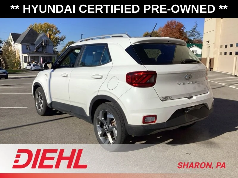Used 2024 White Hyundai SEL image 5