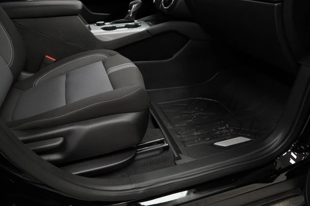 New 2026 Black Chevrolet 2LT image 31