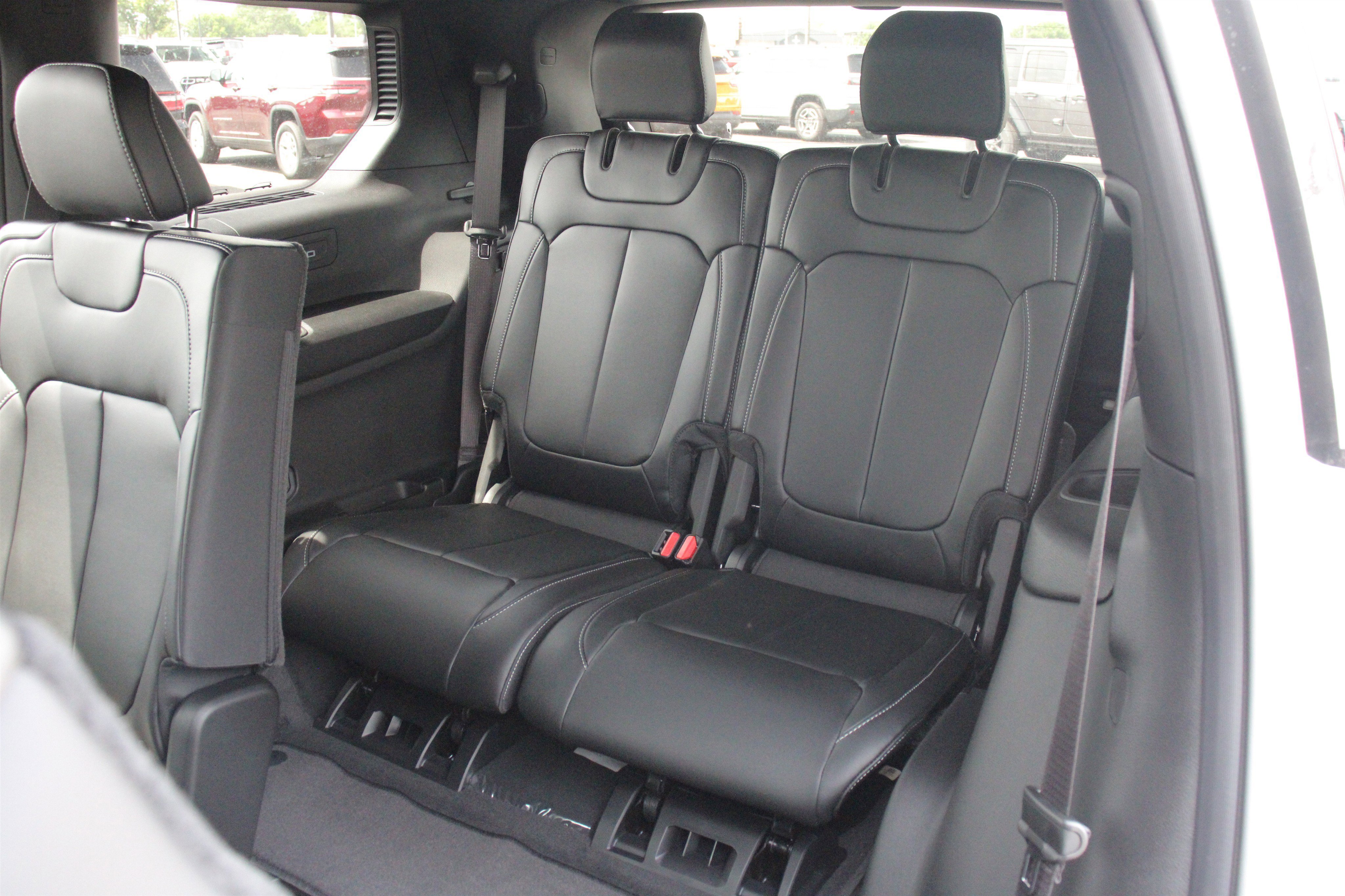 New 2026 Bright White Clearcoat Jeep Limited image 27