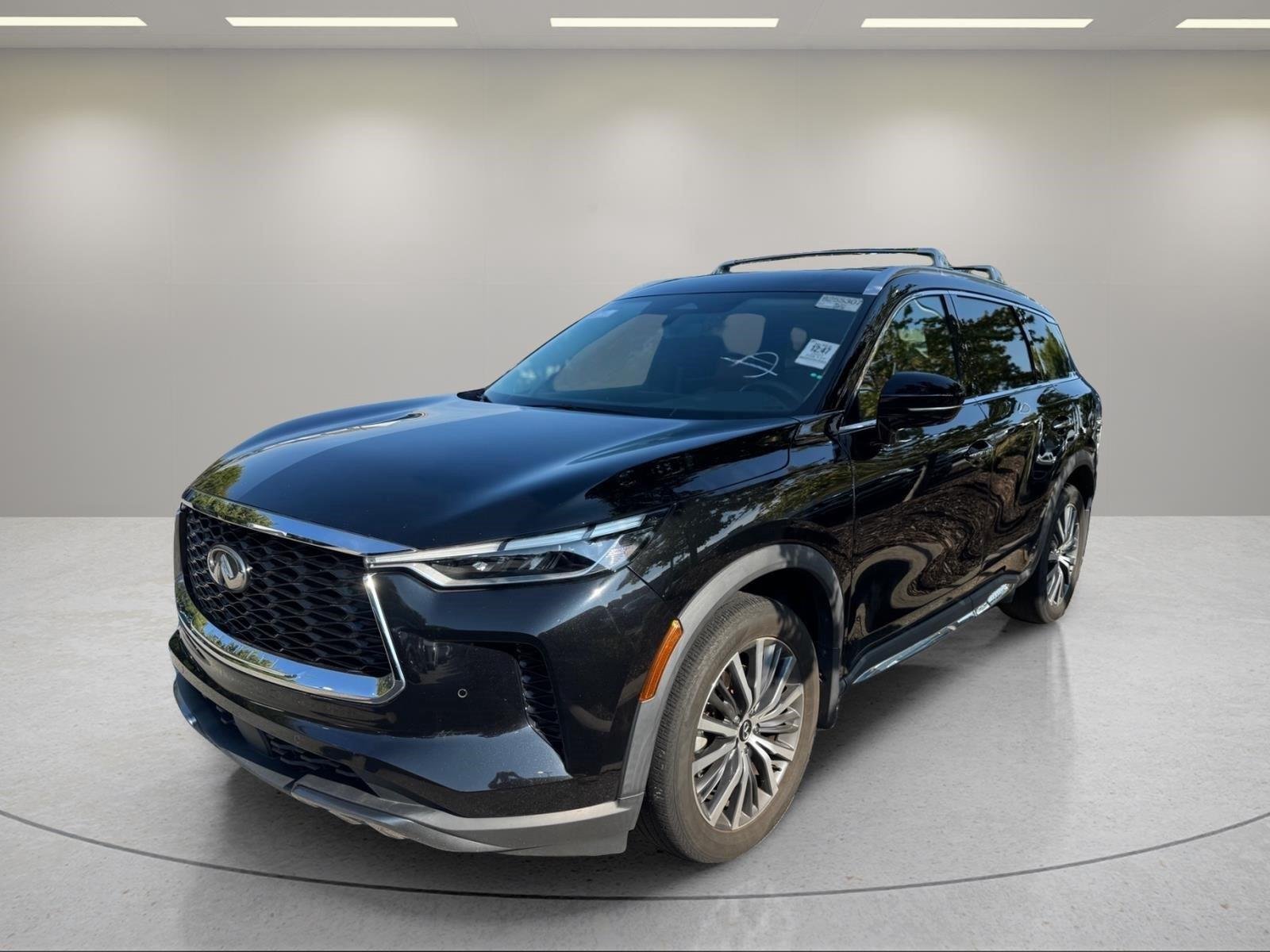Used 2023 Mineral Black INFINITI SENSORY image 1