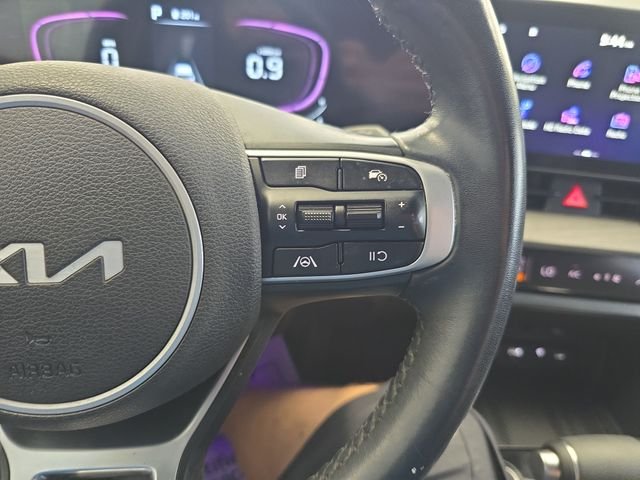 Certified Used 2024 White Kia X-Line image 19