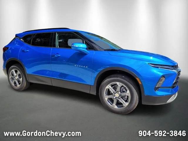 New 2025 Riptide Blue Metallic Chevrolet 3LT image 10