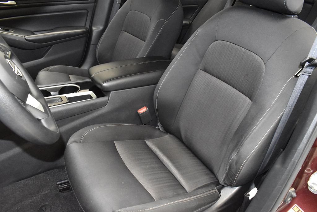 Used 2024  Nissan 2.5 SV image 14
