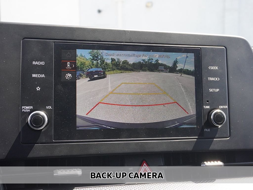 Used 2024 White Kia LX image 4