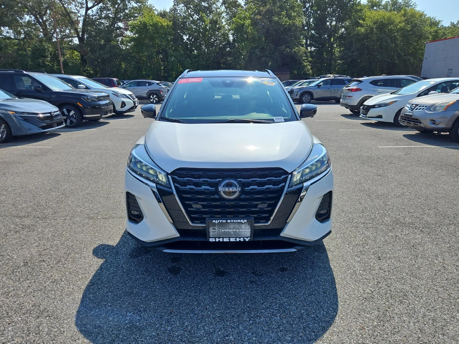 Used 2024 White Nissan SR image 8
