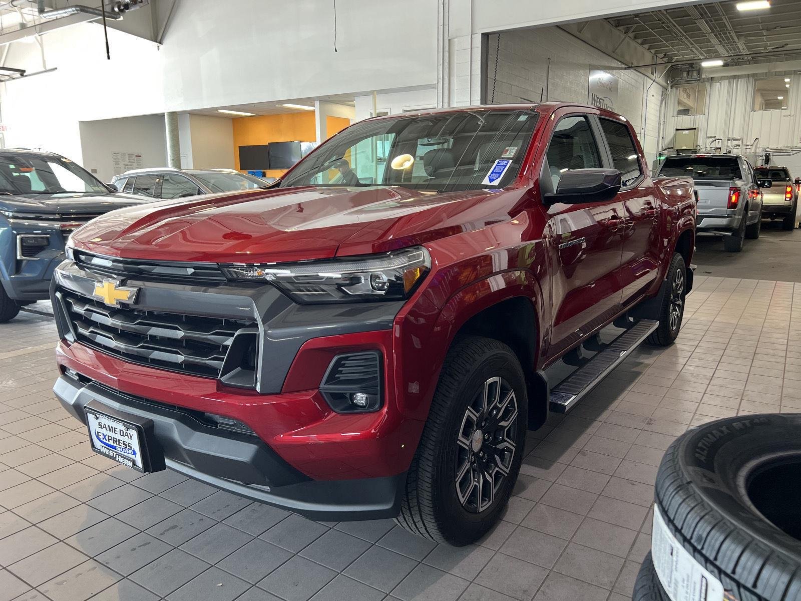 Used 2023 Radiant Red Tintcoat Chevrolet 4WD LT image 4